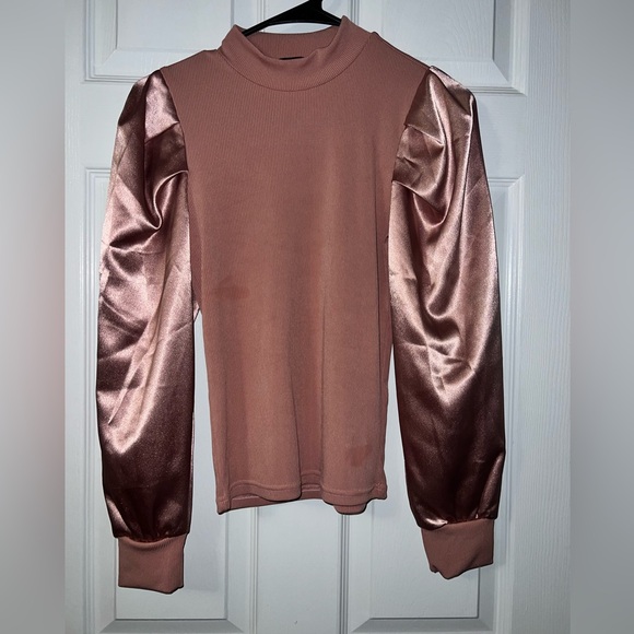 Fancy shirt - Picture 1 of 2